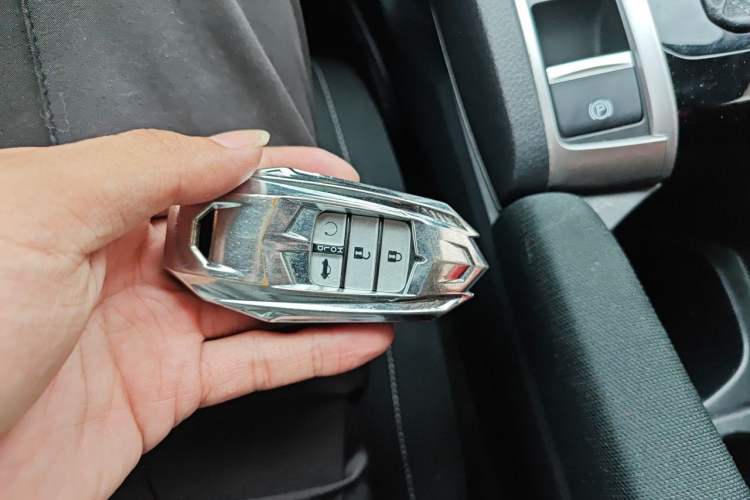 Used Honda Civic 2019 220TURBO CVT Dynamic Edition China VI Emission Standard Vehicle Key