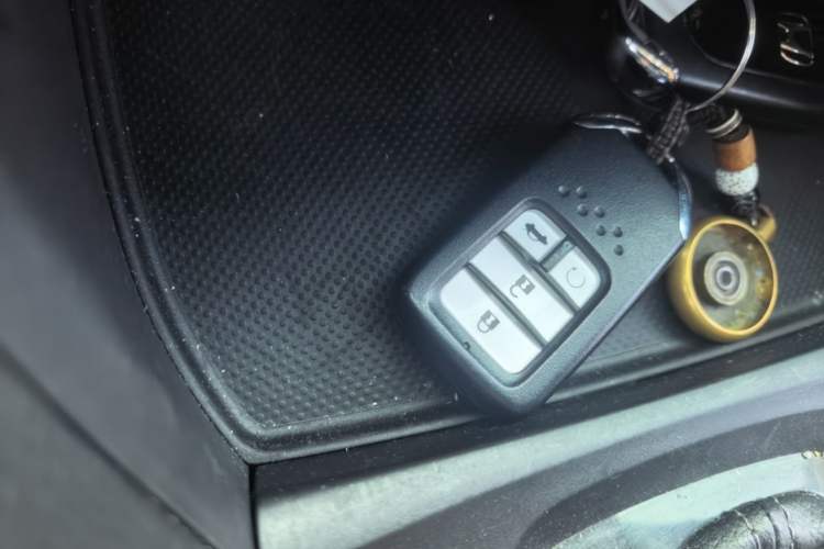 Used Honda Civic 2019 220TURBO CVT Dynamic Edition China V Emission Standard Vehicle Key