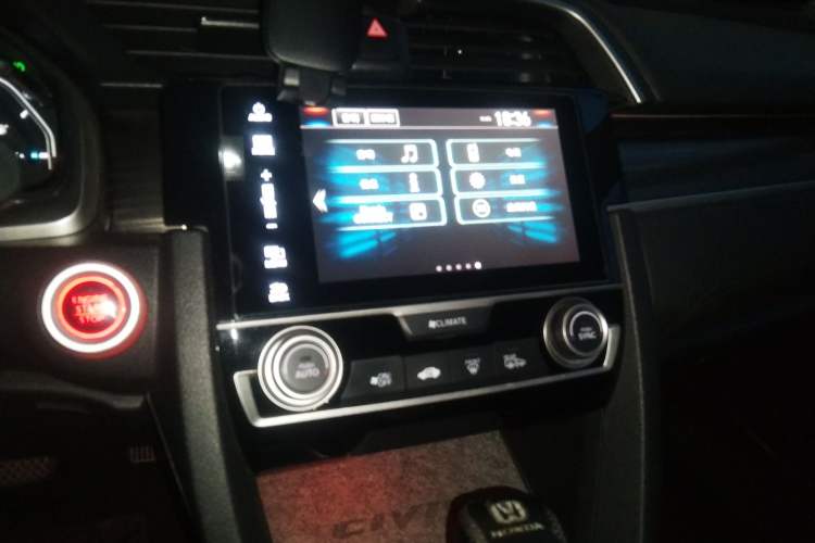Used Honda Civic 2019 220TURBO CVT Power Edition China VI Emission Standard Audio And AC Panel