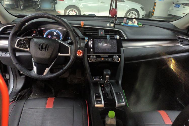 Used Honda Civic 2019 220TURBO CVT Dynamic Edition China VI Center Console