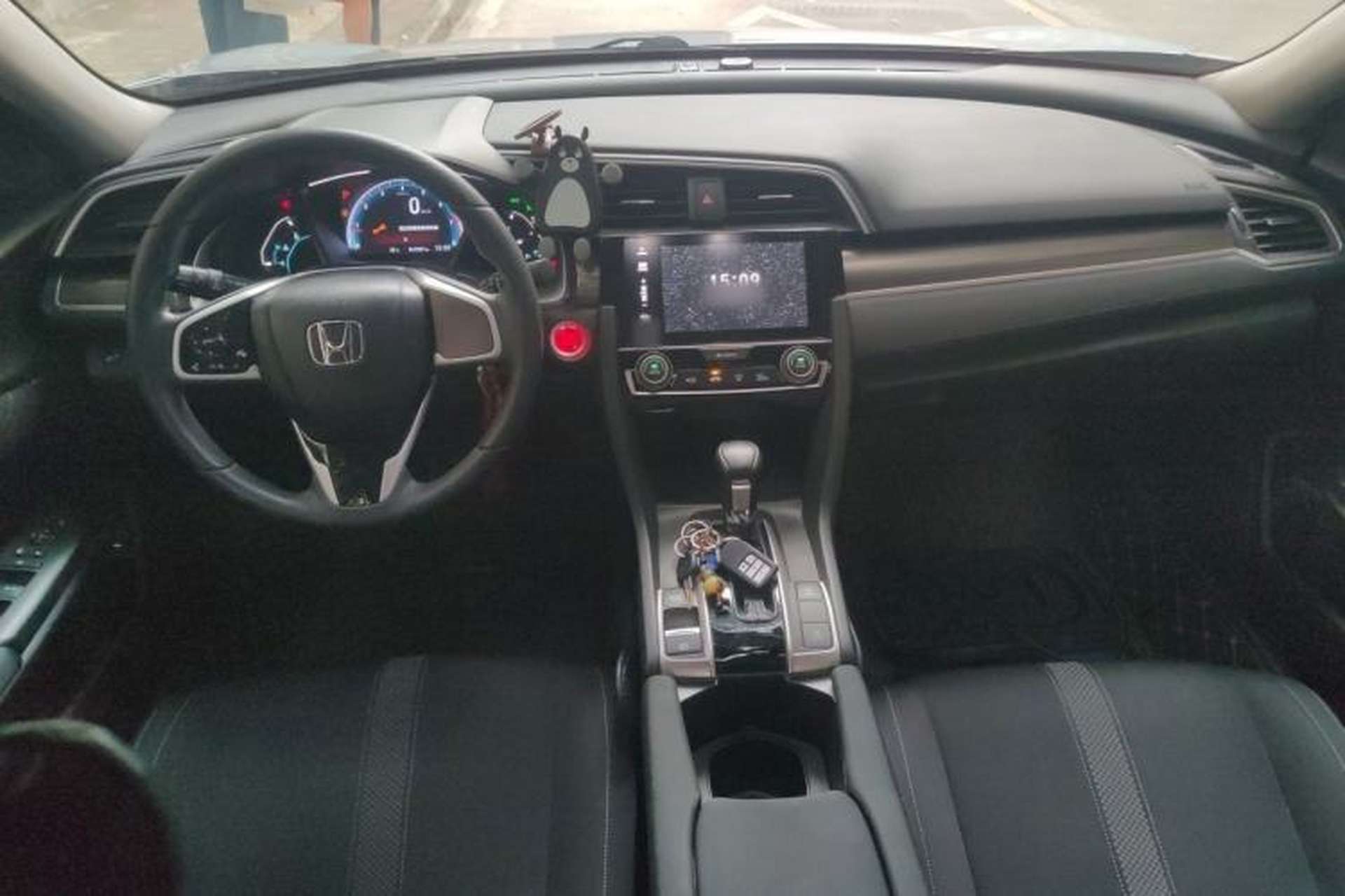 Used Honda Civic 2019 220TURBO CVT Dynamic Edition China VI Center Console