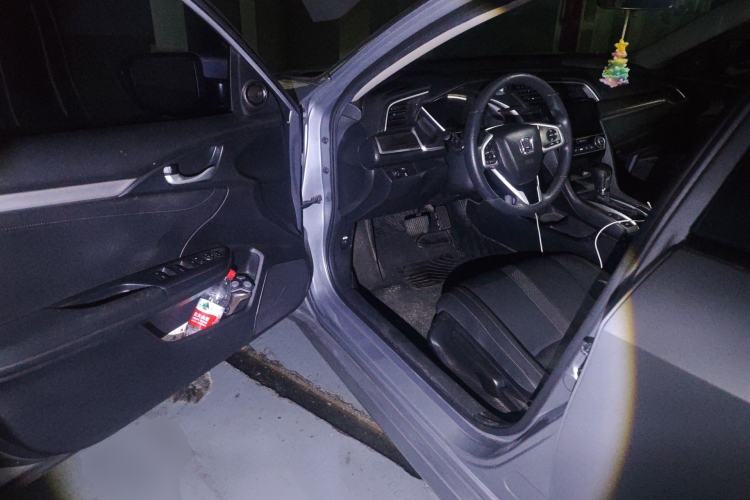 Used Honda Civic 2019 220TURBO CVT Dynamic Edition China VI Driver Seat
