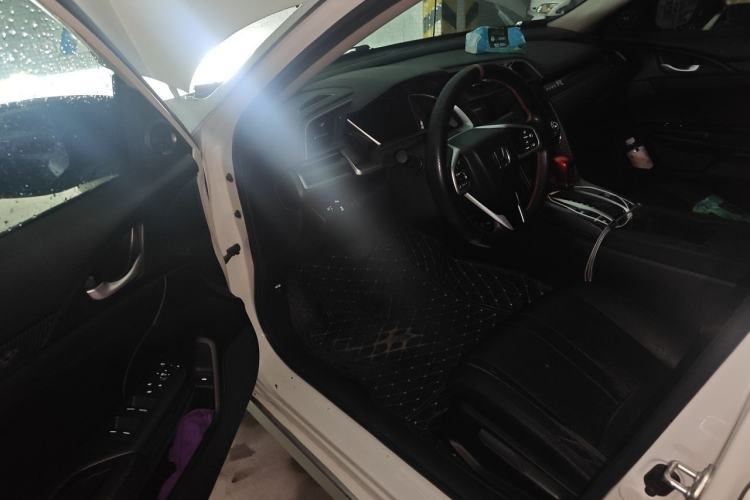 Used Honda Civic 2019 220TURBO CVT Dynamic Edition China V Driver Seat