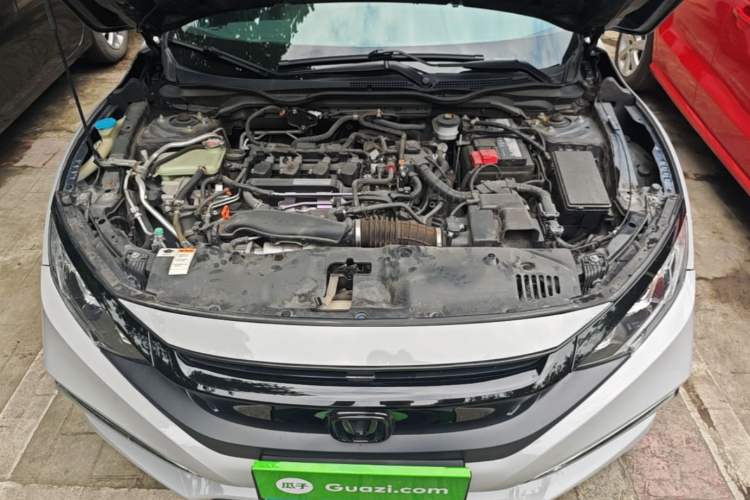 Used Honda Civic 2019 220TURBO CVT Dynamic Edition China VI Engine Bay