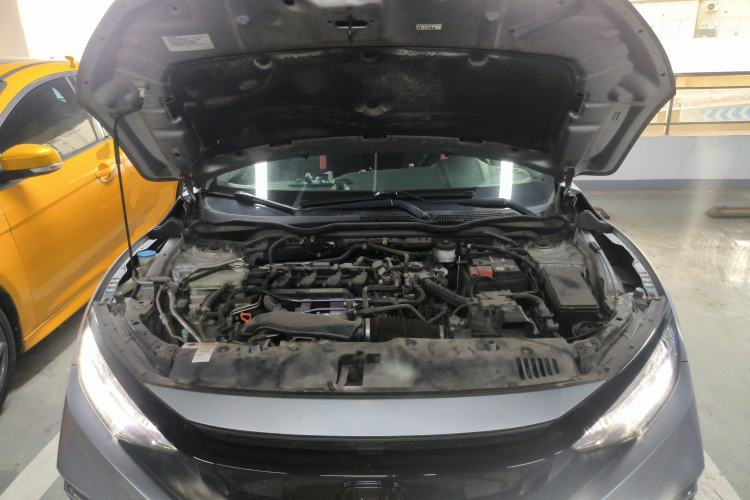 Used Honda Civic 2019 220TURBO CVT Dynamic Edition China VI Engine Bay