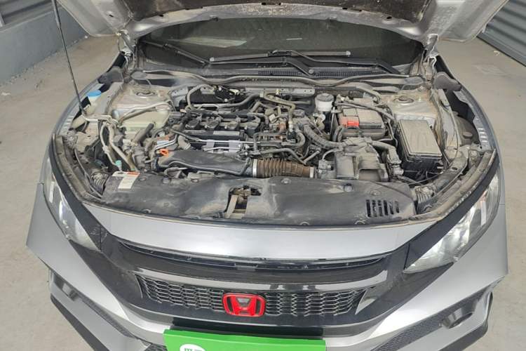 Used Honda Civic 2019 220TURBO CVT Dynamic Edition China VI Engine Bay