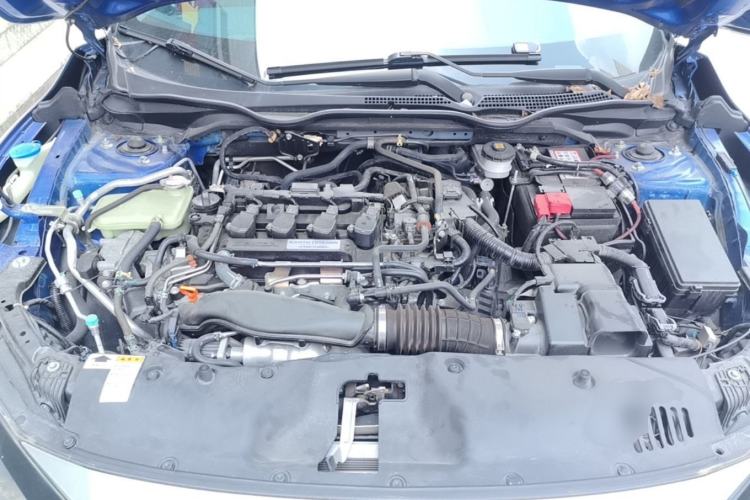 Used Honda Civic 2019 220TURBO CVT Dynamic Edition China VI Emission Standard Engine Bay