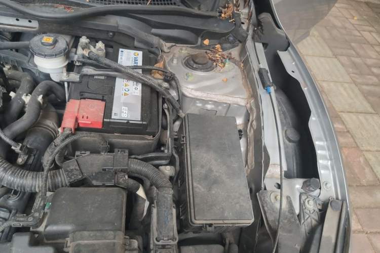 Used Honda Civic 2019 220TURBO CVT Dynamic Edition China VI Engine Bay Left