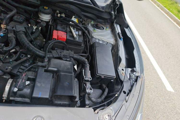 Used Honda Civic 2019 220TURBO CVT Dynamic Edition China VI Emission Standard Engine Bay Left