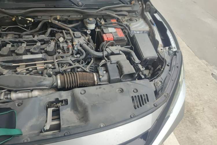 Used Honda Civic 2019 220TURBO CVT Dynamic Edition China VI Engine Bay Left