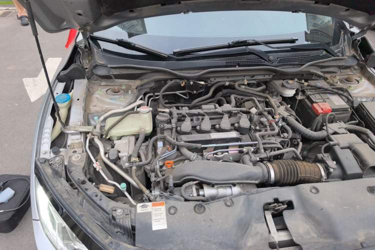 Used Honda Civic 2019 220TURBO CVT Dynamic Edition China VI Engine Bay Right