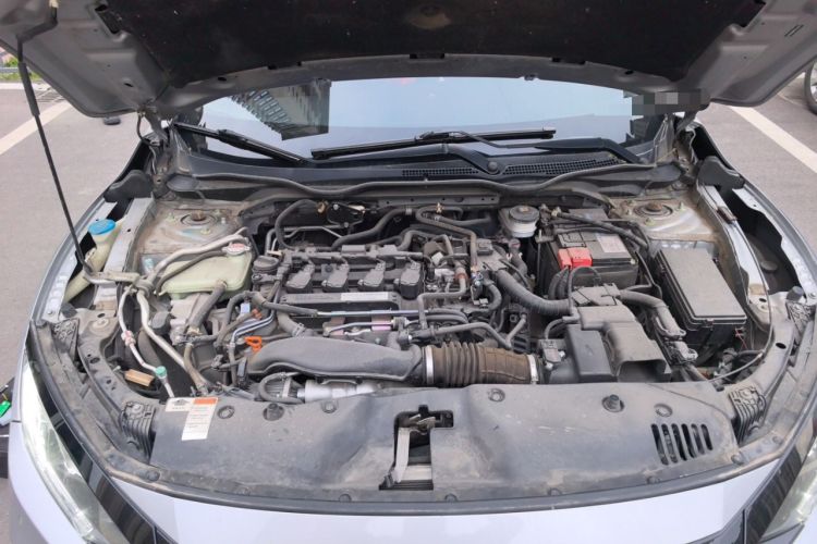 Used Honda Civic 2019 220TURBO CVT Dynamic Edition China VI Engine Bay