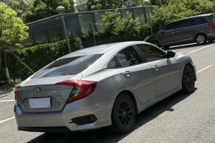 Used Honda Civic 2019 220TURBO CVT Dynamic Edition China VI Exterior 2