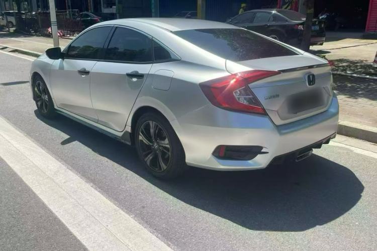 Used Honda Civic 2019 220TURBO CVT Dynamic Edition China VI Emission Standard Exterior 4