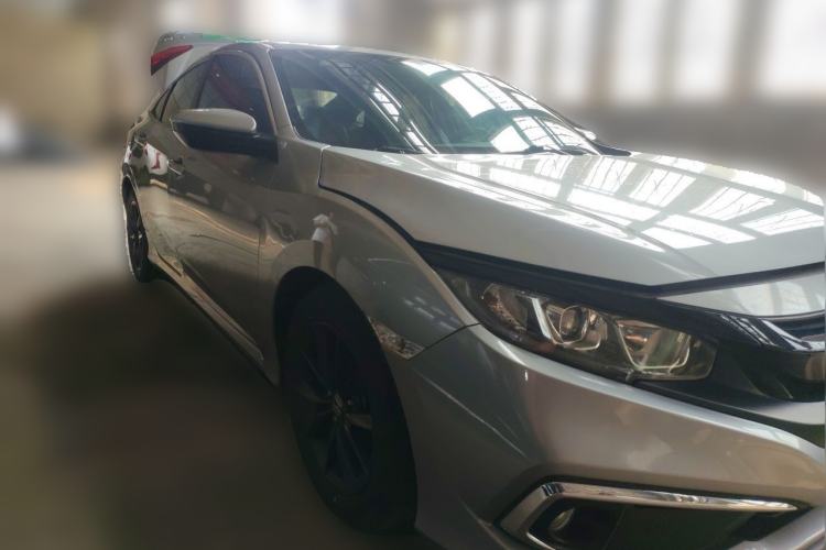 Used Honda Civic 2019 220TURBO CVT Dynamic Edition China VI Front Right 45 Deg