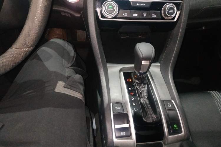 Used Honda Civic 2019 220TURBO CVT Dynamic Edition China V Gear Lever