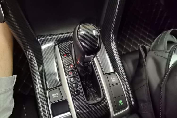 Used Honda Civic 2019 220TURBO CVT Dynamic Edition China VI Gear Lever