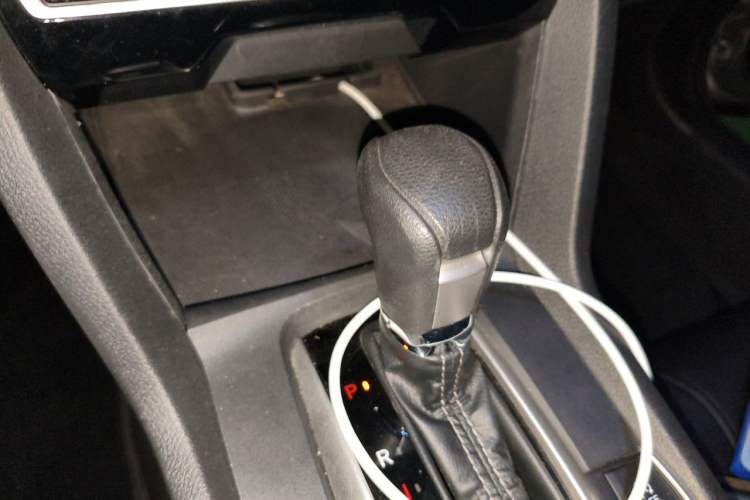Used Honda Civic 2019 220TURBO CVT Dynamic Edition China VI Gear Lever