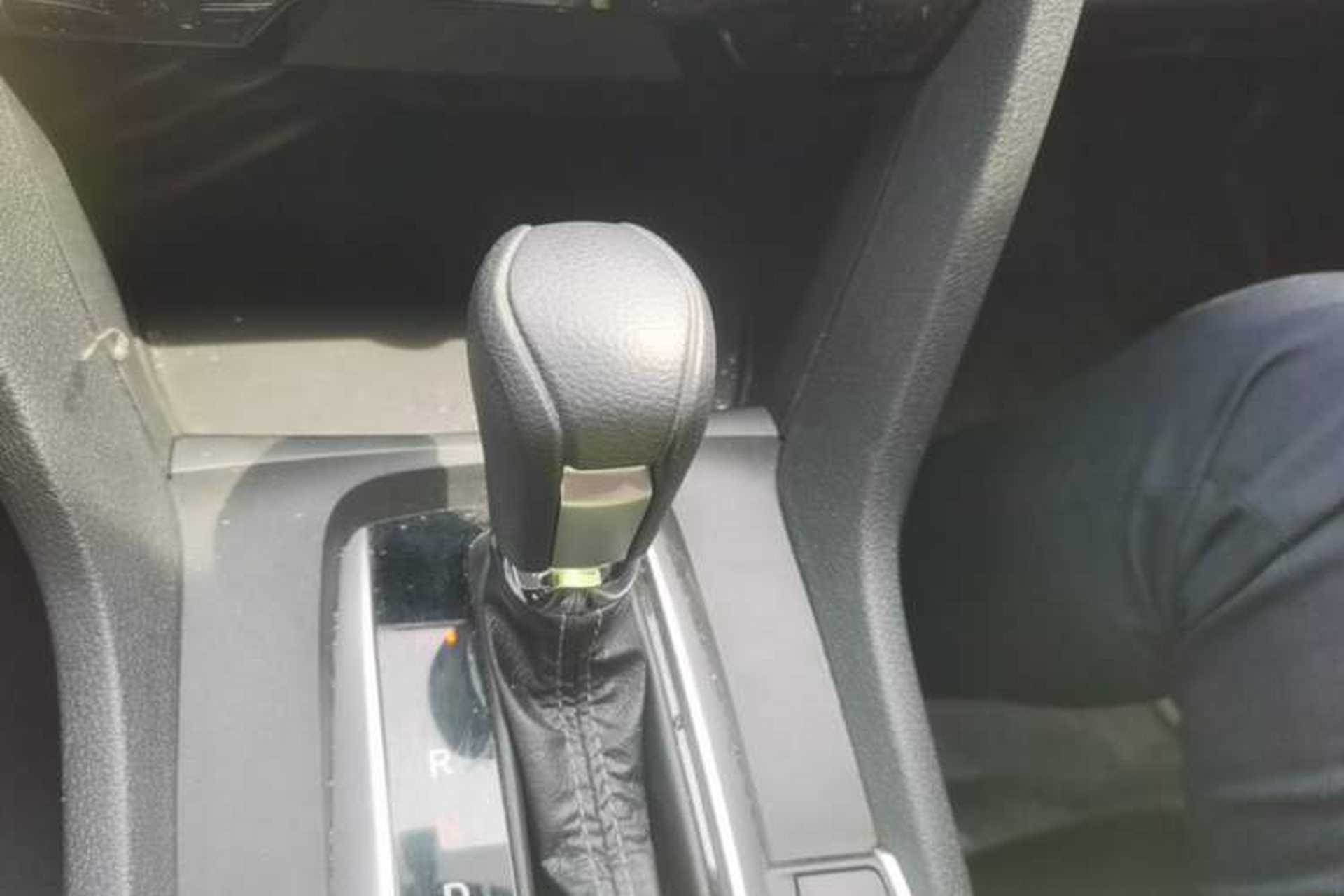 Used Honda Civic 2019 220TURBO CVT Dynamic Edition China VI Gear Lever