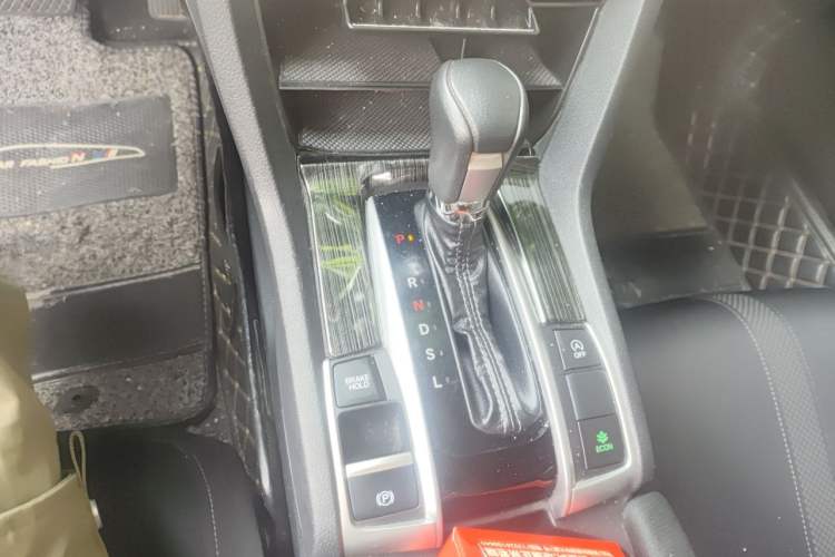 Used Honda Civic 2019 220TURBO CVT Dynamic Edition China VI Gear Lever