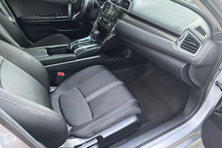 Used Honda Civic 2019 220TURBO CVT Dynamic Edition China VI Interior 2