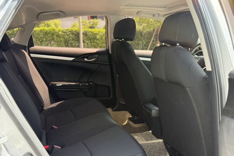 Used Honda Civic 2019 220TURBO CVT Dynamic Edition China VI Interior 5