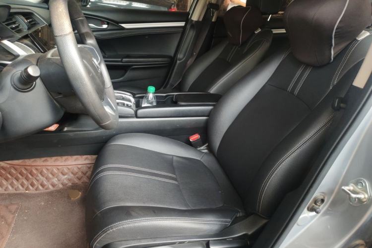 Used Honda Civic 2019 220TURBO CVT Dynamic Edition China VI Left Front Seat