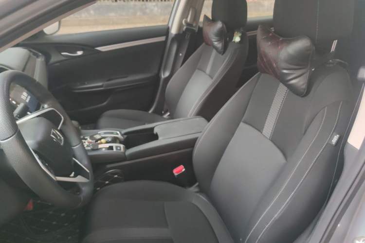 Used Honda Civic 2019 220TURBO CVT Dynamic Edition China VI Left Front Seat