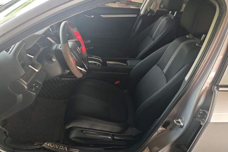 Used Honda Civic 2019 220TURBO CVT Dynamic Edition China VI Left Front Seat