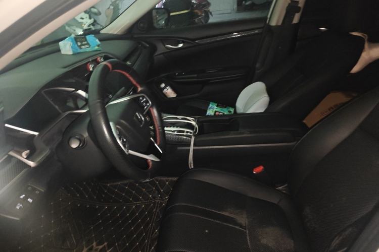 Used Honda Civic 2019 220TURBO CVT Dynamic Edition China V Left Front Seat