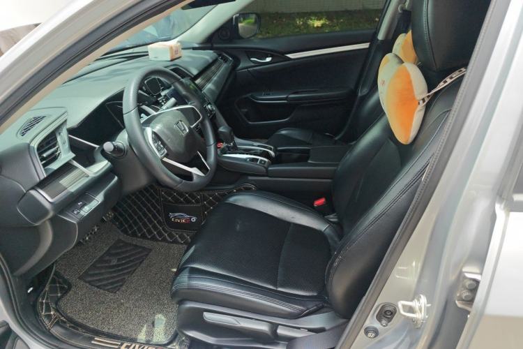 Used Honda Civic 2019 220TURBO CVT Dynamic Edition China VI Emission Standard Left Front Seat