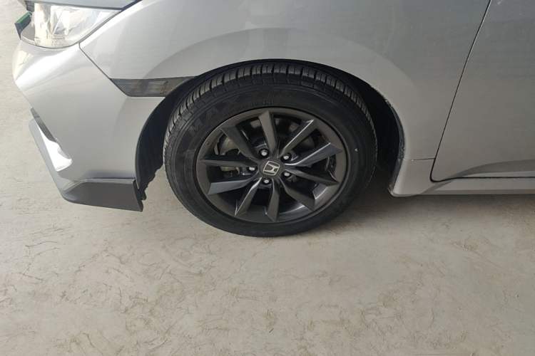 Used Honda Civic 2019 220TURBO CVT Dynamic Edition China VI Left Front Wheel Hub