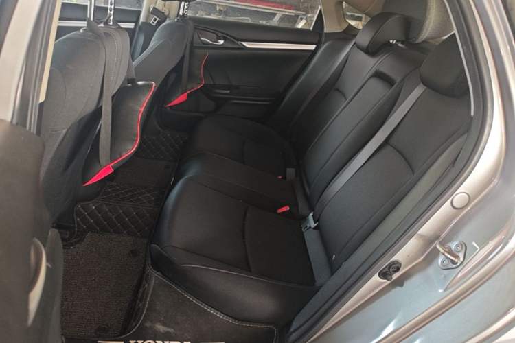 Used Honda Civic 2019 220TURBO CVT Dynamic Edition China VI Left Rear Seat