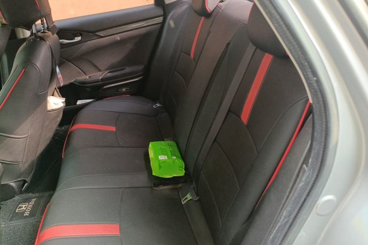 Used Honda Civic 2019 220TURBO CVT Dynamic Edition China VI Left Rear Seat