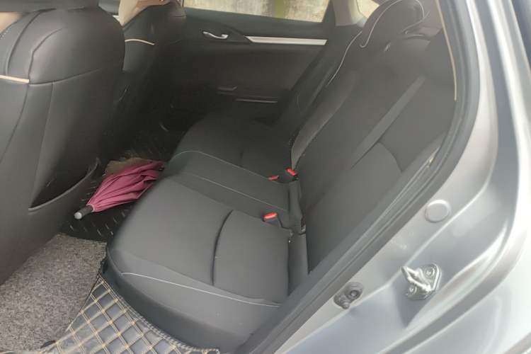 Used Honda Civic 2019 220TURBO CVT Dynamic Edition China VI Left Rear Seat
