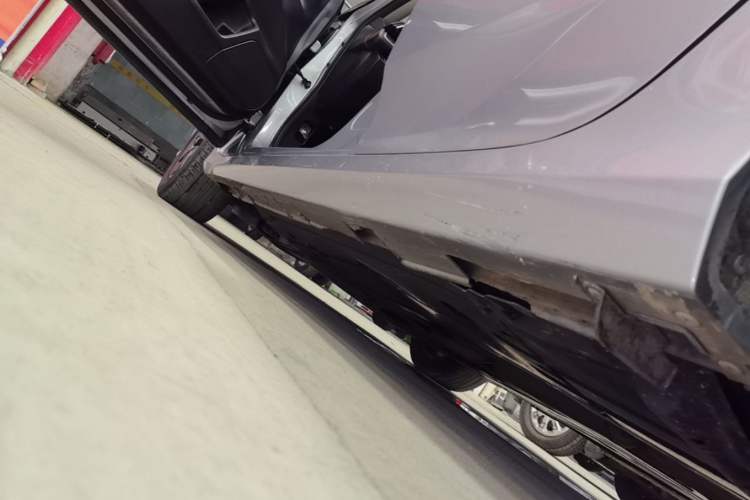 Used Honda Civic 2019 220TURBO CVT Dynamic Edition China VI Left Side Sill