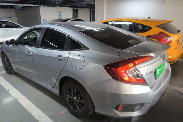 Used Honda Civic 2019 220TURBO CVT Dynamic Edition China VI Rear Left 45 Deg