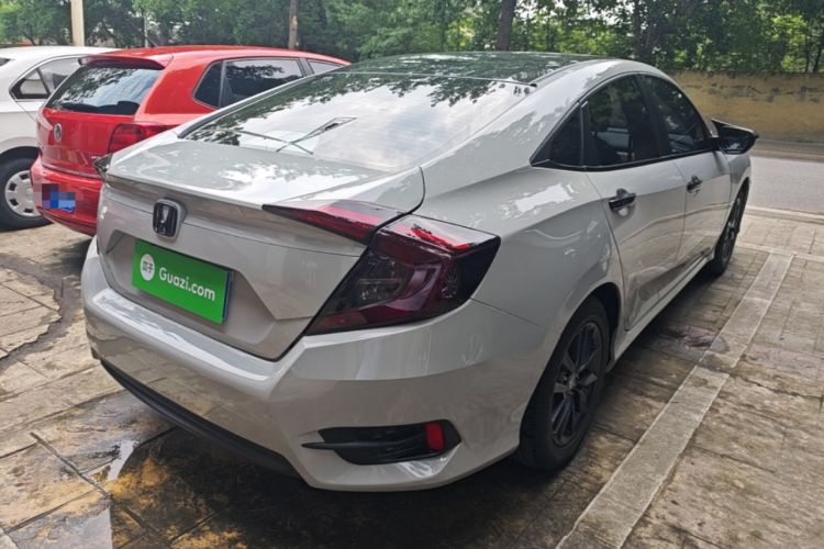 Used Honda Civic 2019 220TURBO CVT Dynamic Edition China VI Rear Right 45 Deg