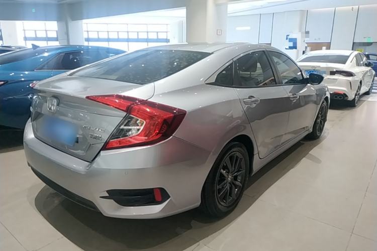 Used Honda Civic 2019 220TURBO CVT Dynamic Edition China V Rear Right 45 Deg