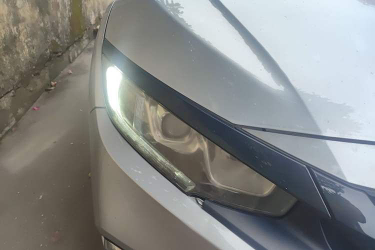 Used Honda Civic 2019 220TURBO CVT Dynamic Edition China VI Right Front Headlight