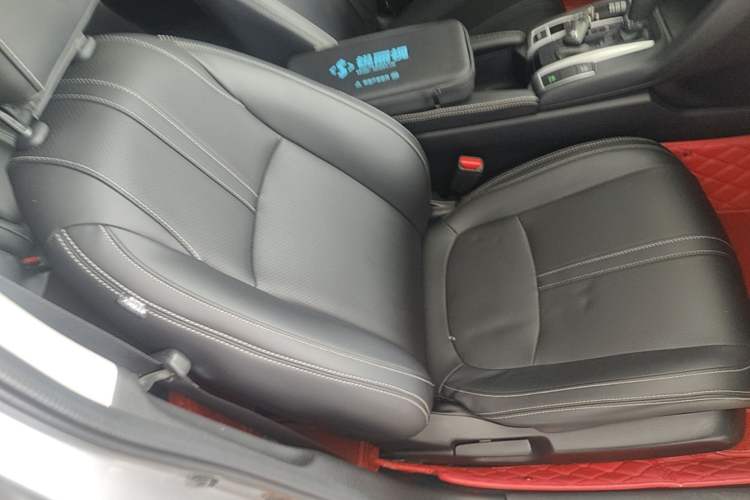 Used Honda Civic 2019 220TURBO CVT Dynamic Edition China VI Right Front Seat