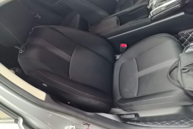 Used Honda Civic 2019 220TURBO CVT Dynamic Edition China VI Right Front Seat