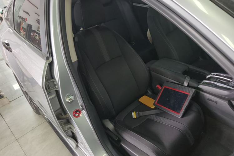 Used Honda Civic 2019 220TURBO CVT Dynamic Edition China VI Emission Standard Right Front Seat