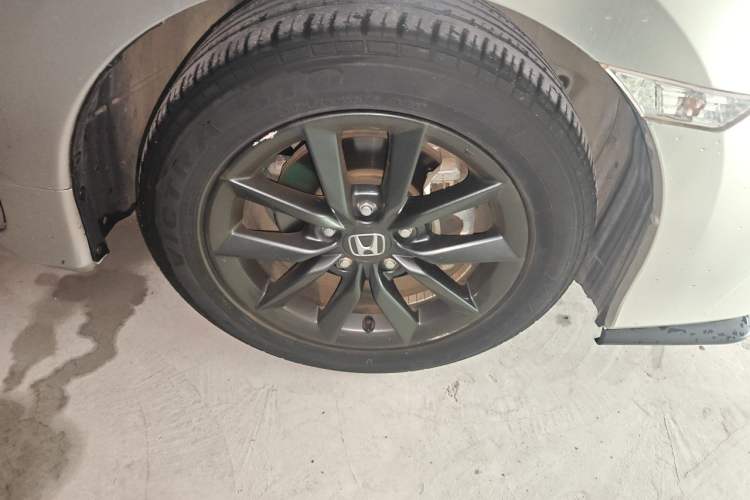 Used Honda Civic 2019 220TURBO CVT Dynamic Edition China V Right Front Wheel Hub