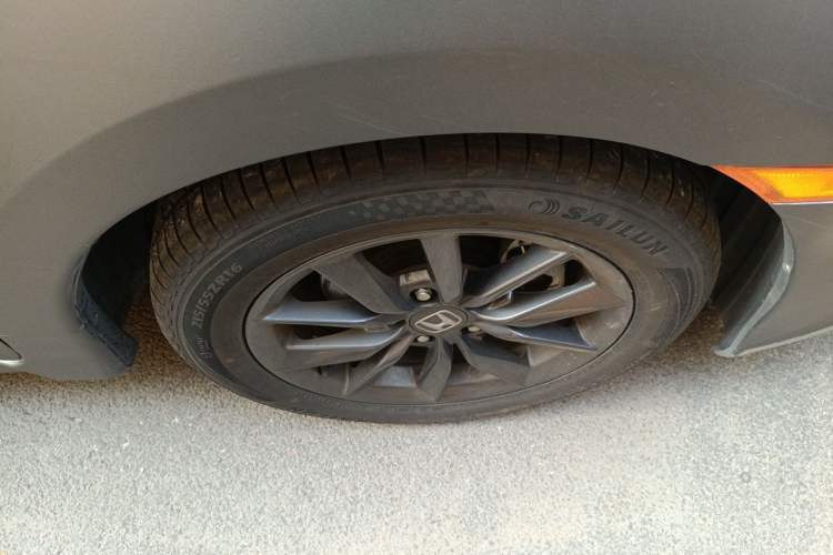 Used Honda Civic 2019 220TURBO CVT Dynamic Edition China VI Right Front Wheel Hub