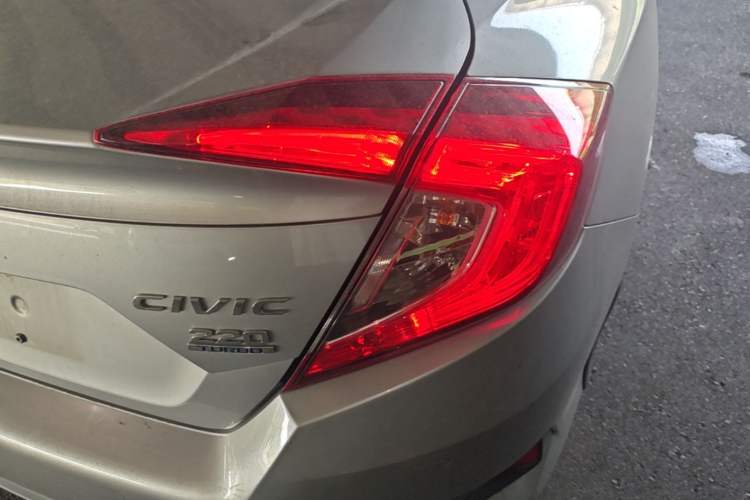 Used Honda Civic 2019 220TURBO CVT Dynamic Edition China VI Right Rear Taillight
