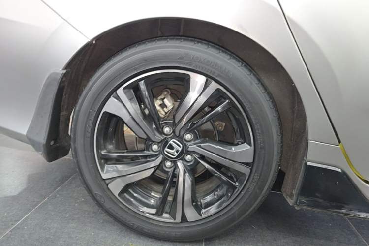 Used Honda Civic 2019 220TURBO CVT Dynamic Edition China VI Emission Standard Right Rear Wheel Hub