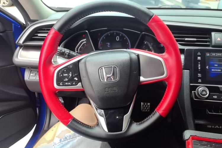 Used Honda Civic 2019 220TURBO CVT Dynamic Edition China VI Emission Standard Steering Wheel