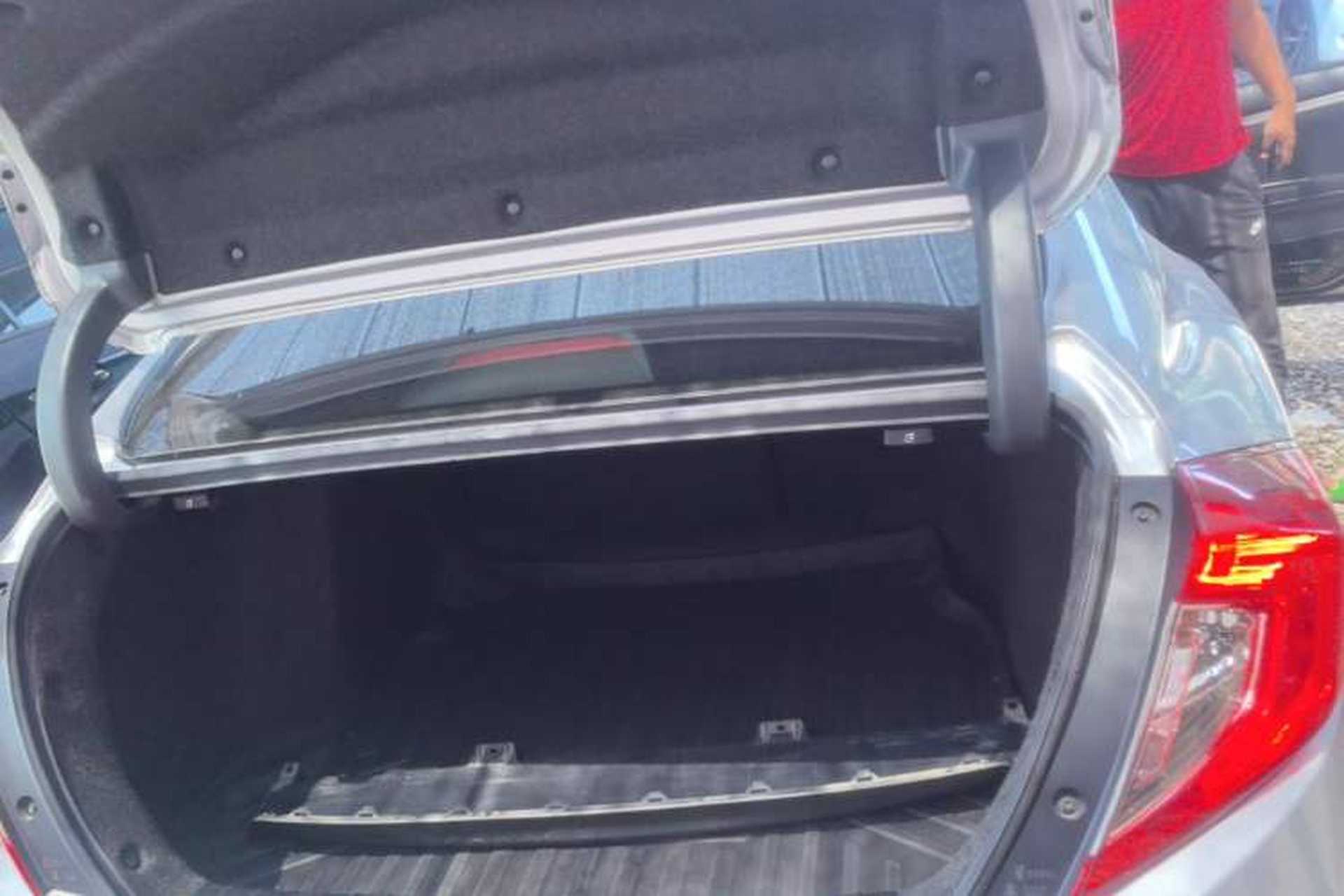 Used Honda Civic 2019 220TURBO CVT Dynamic Edition China VI Trunk