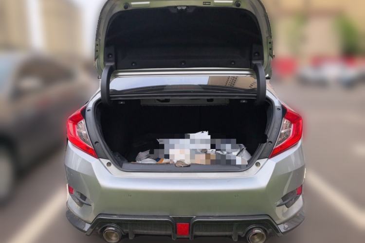 Used Honda Civic 2019 220TURBO CVT Dynamic Edition China VI Trunk
